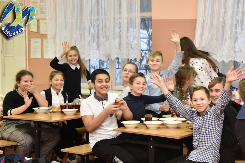 34 первых класса. Школа 1 Мурманск. Школа 1 Буркова. Школы города Мурманска. Город Мурманск школа 5.